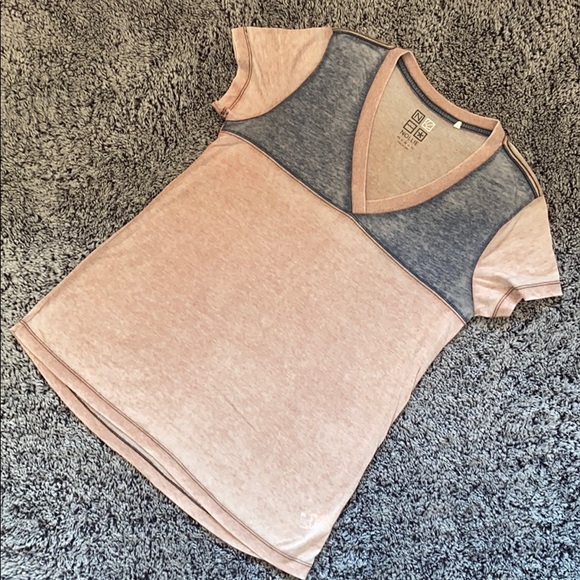 PacSun Tops - Pacsun Heathered V-Neck